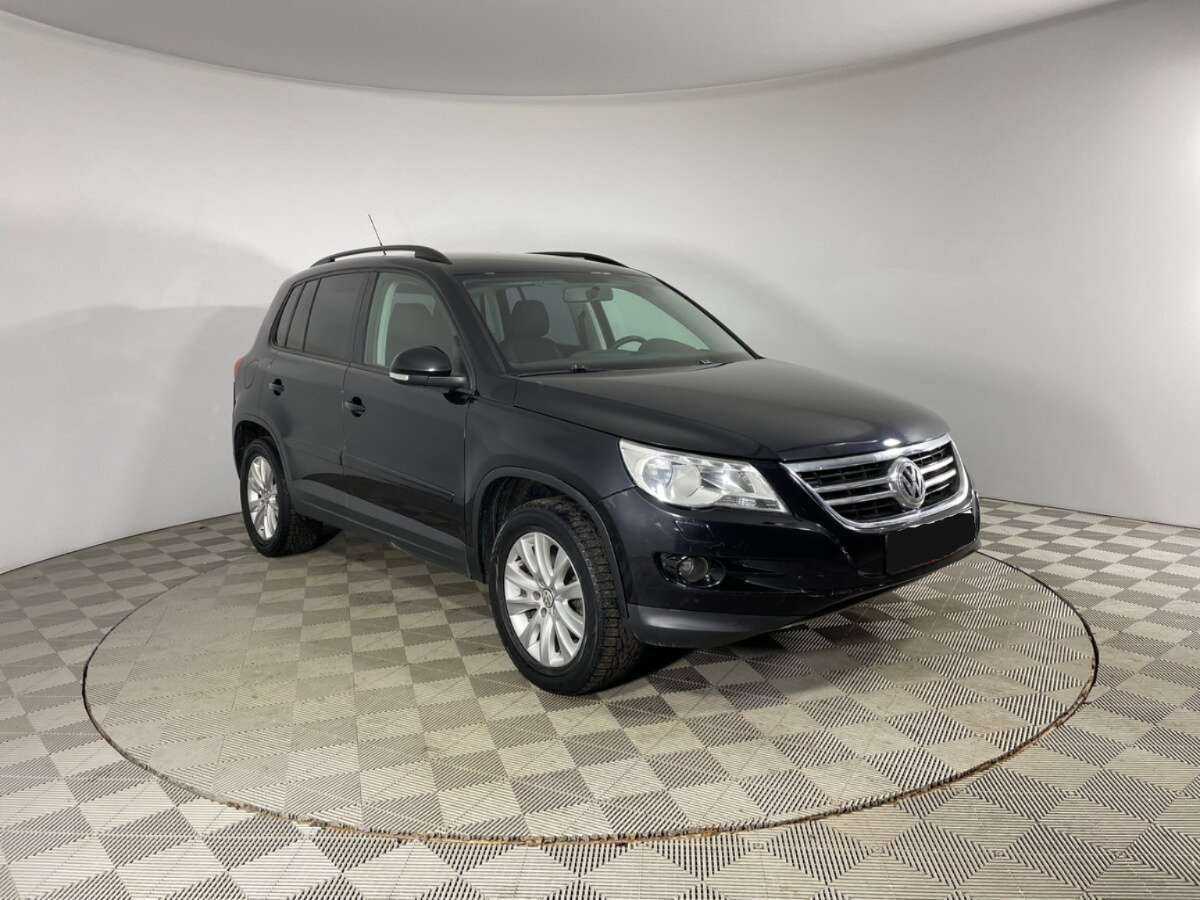 Volkswagen Tiguan с пробегом — 2010 год. Фото: #2
