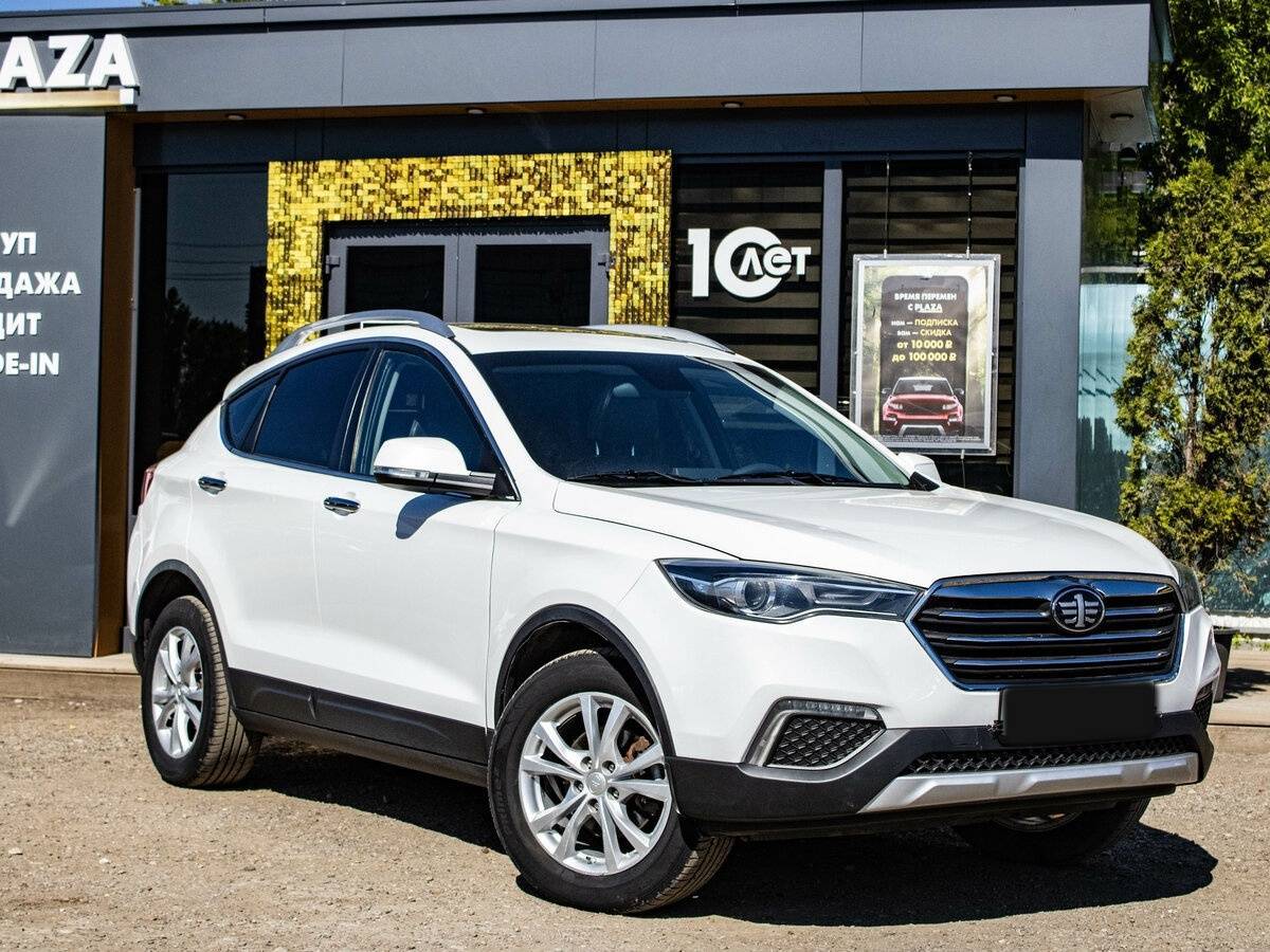 FAW Besturn X80 с пробегом — 2018 год. Фото: #1