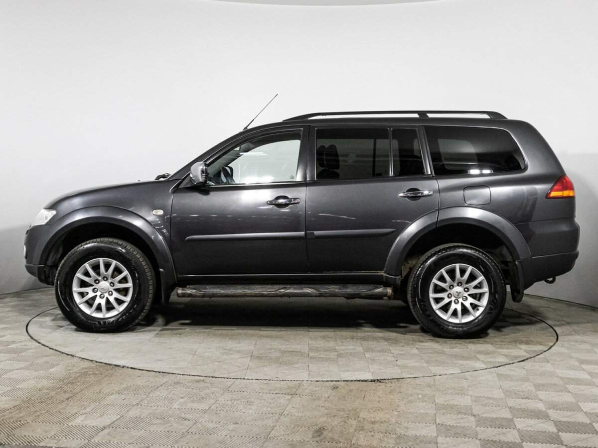 Mitsubishi Pajero Sport с пробегом — 2011 год. Фото: #7