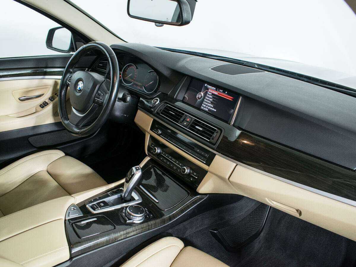 BMW 5 серии с пробегом — 2016 год. Фото: #8