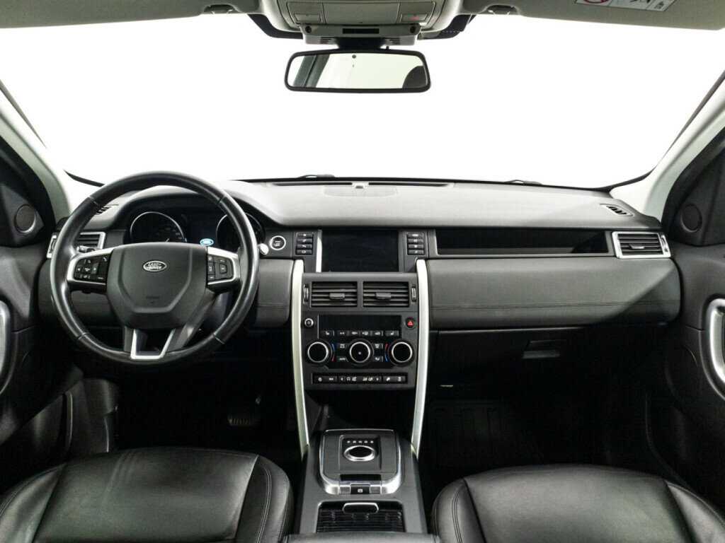 Land Rover Discovery Sport с пробегом — 2019 год. Фото: #12