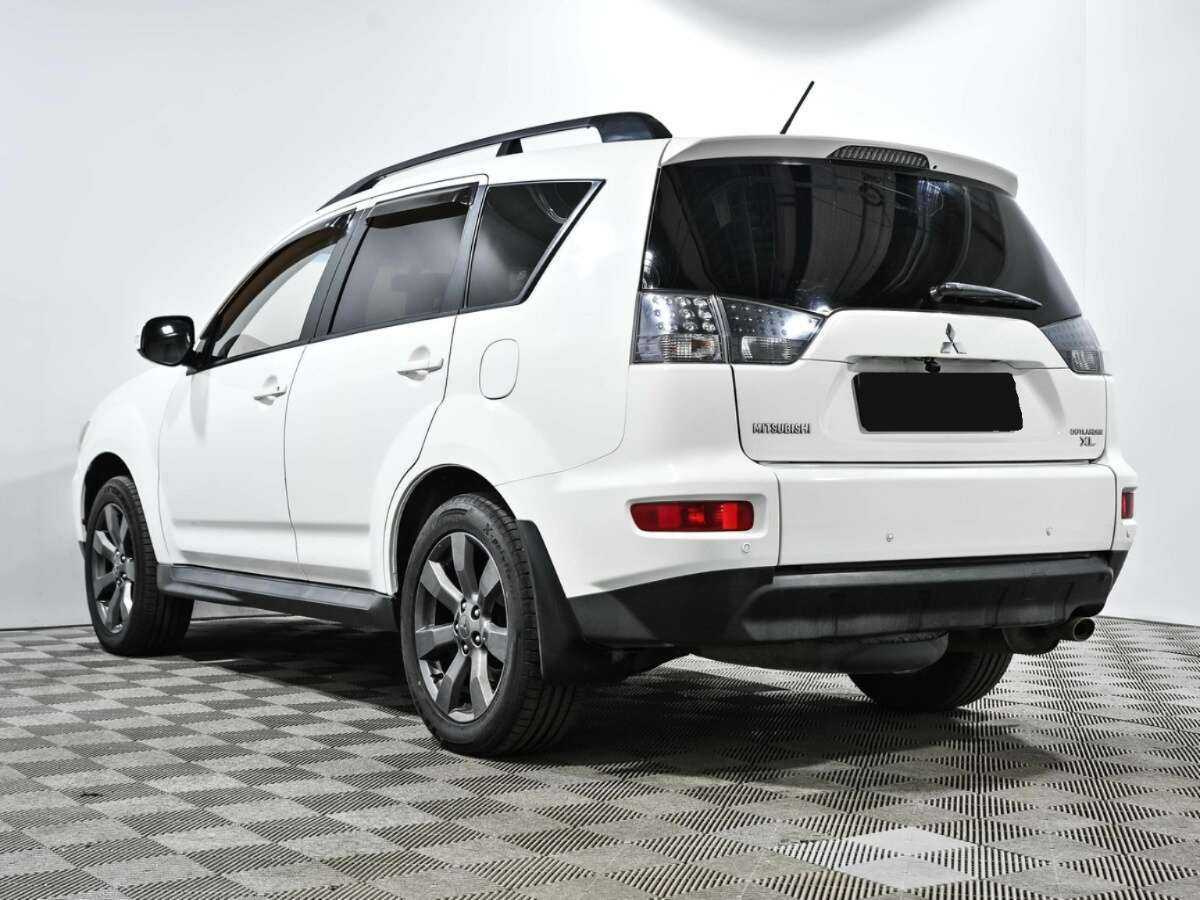 Mitsubishi Outlander с пробегом — 2011 год. Фото: #5