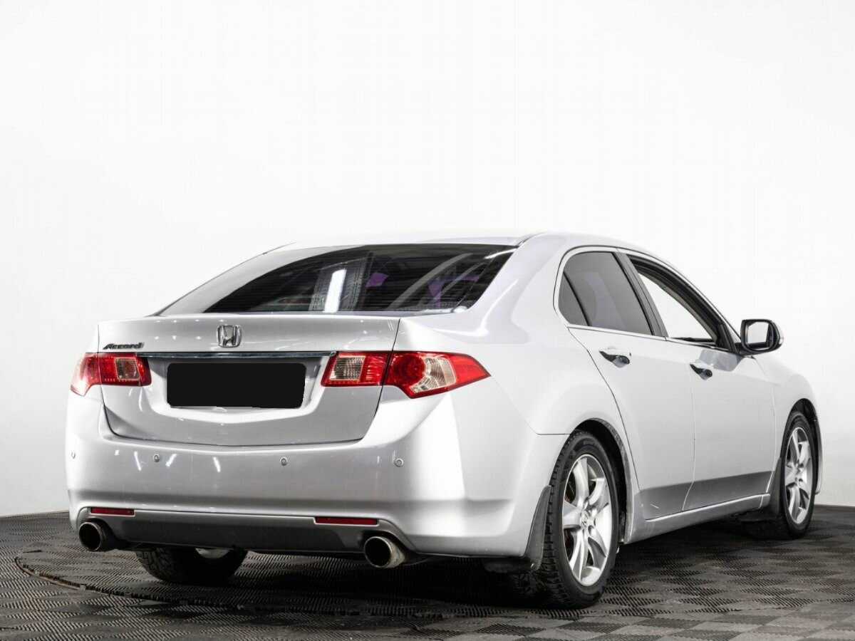 Honda Accord с пробегом — 2011 год. Фото: #3