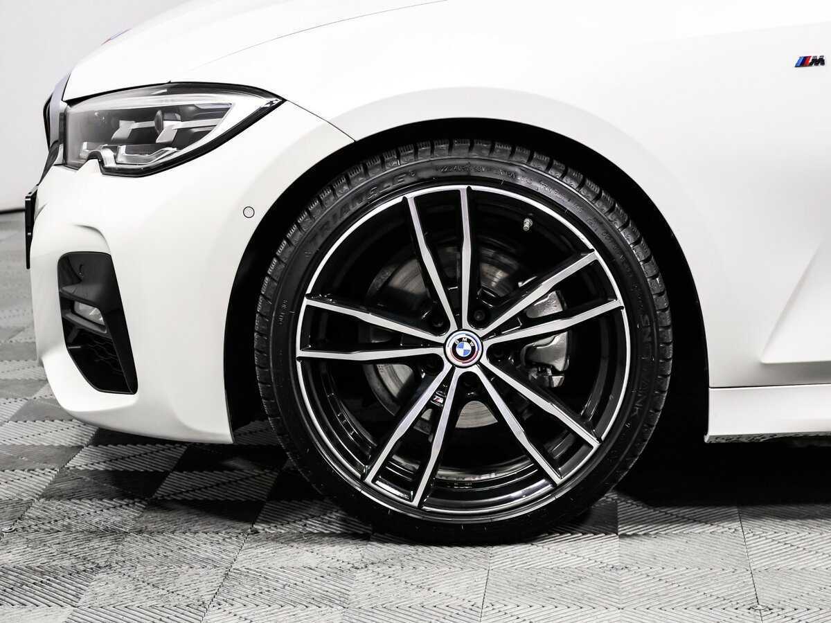 BMW 3 серии с пробегом — 2019 год. Фото: #13