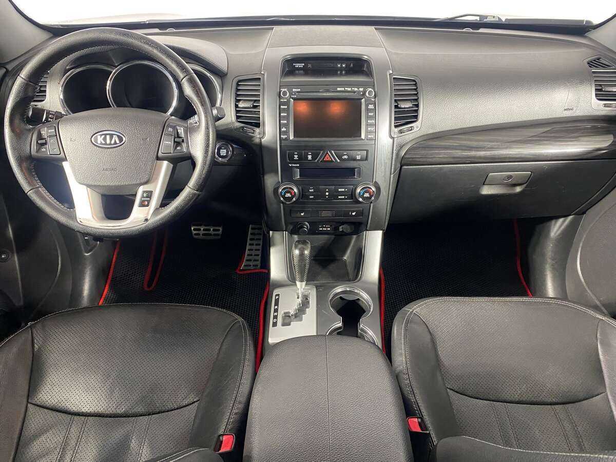 Kia Sorento с пробегом — 2011 год. Фото: #12
