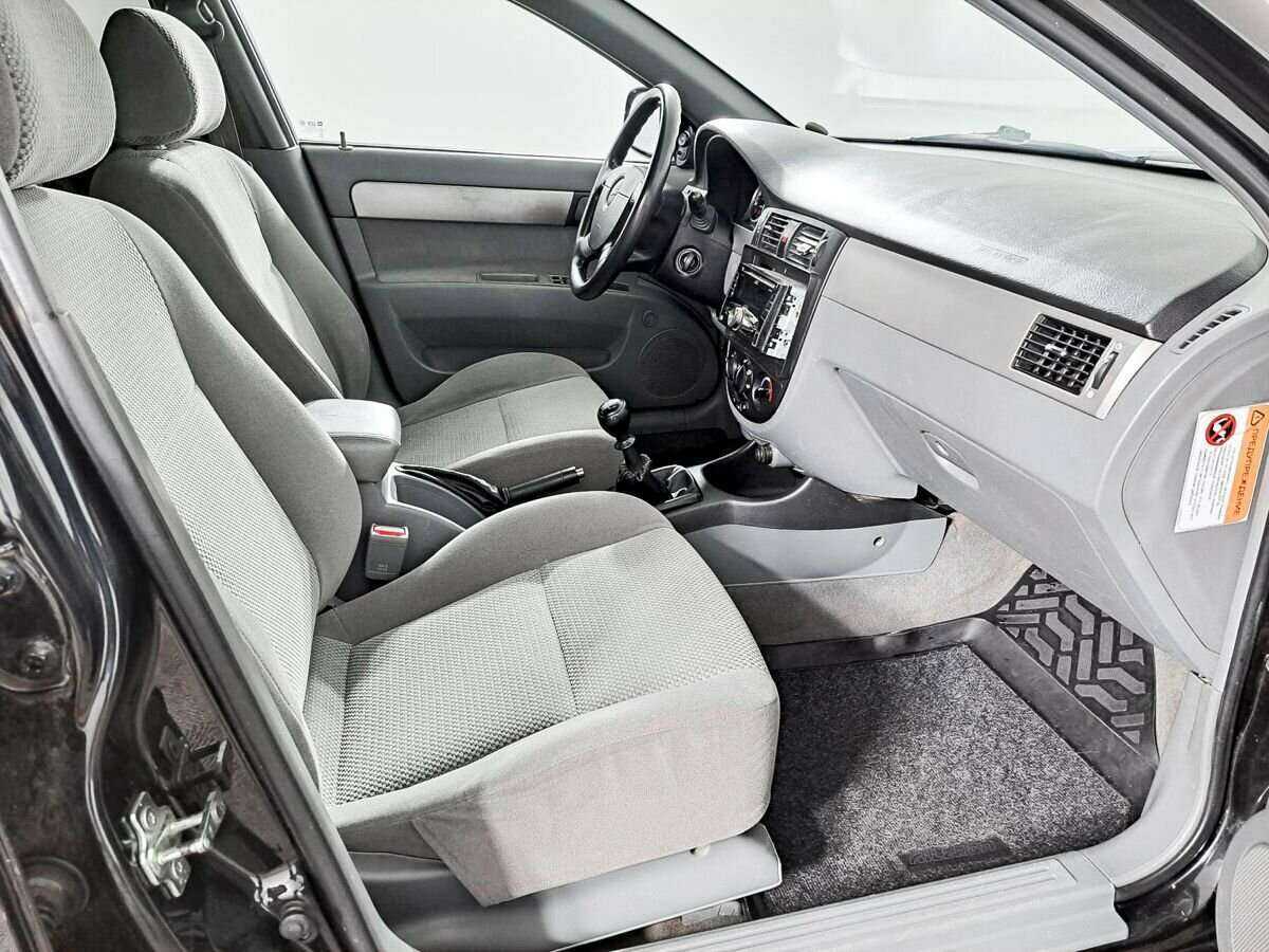 Chevrolet Lacetti с пробегом — 2011 год. Фото: #8