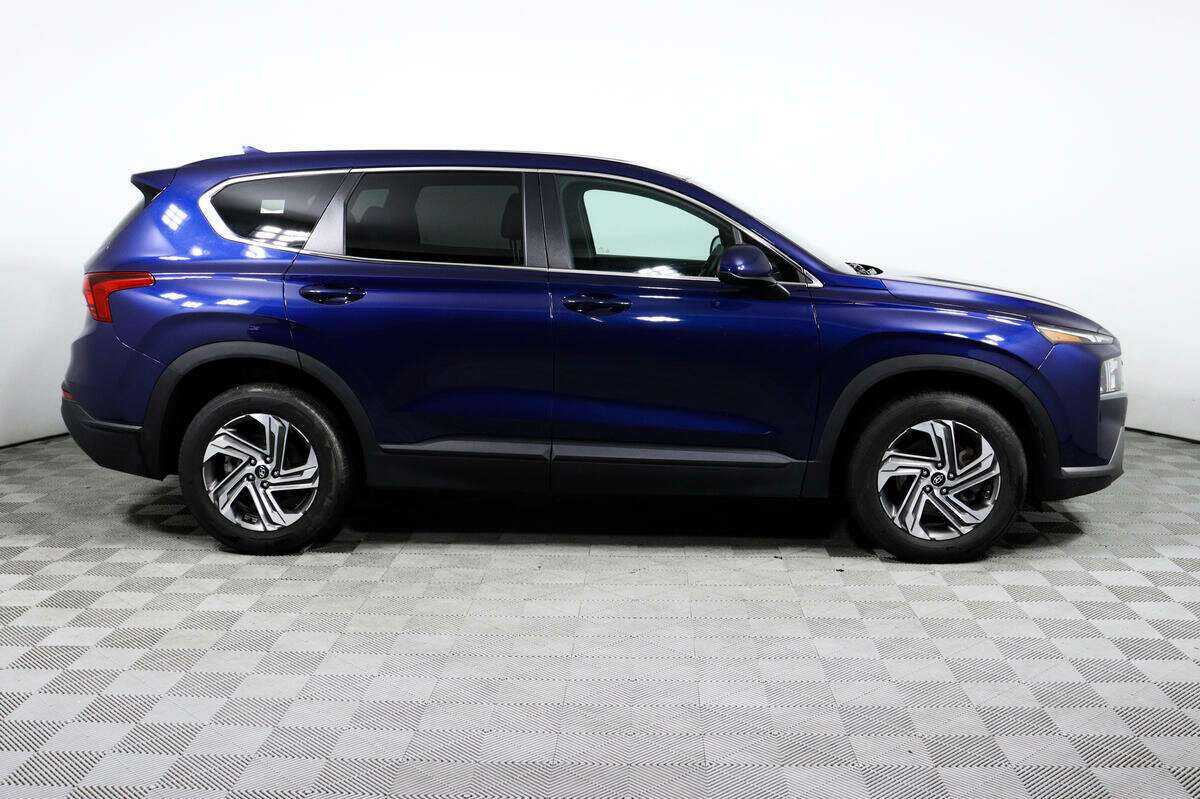 Hyundai Santa Fe с пробегом — 2021 год. Фото: #3