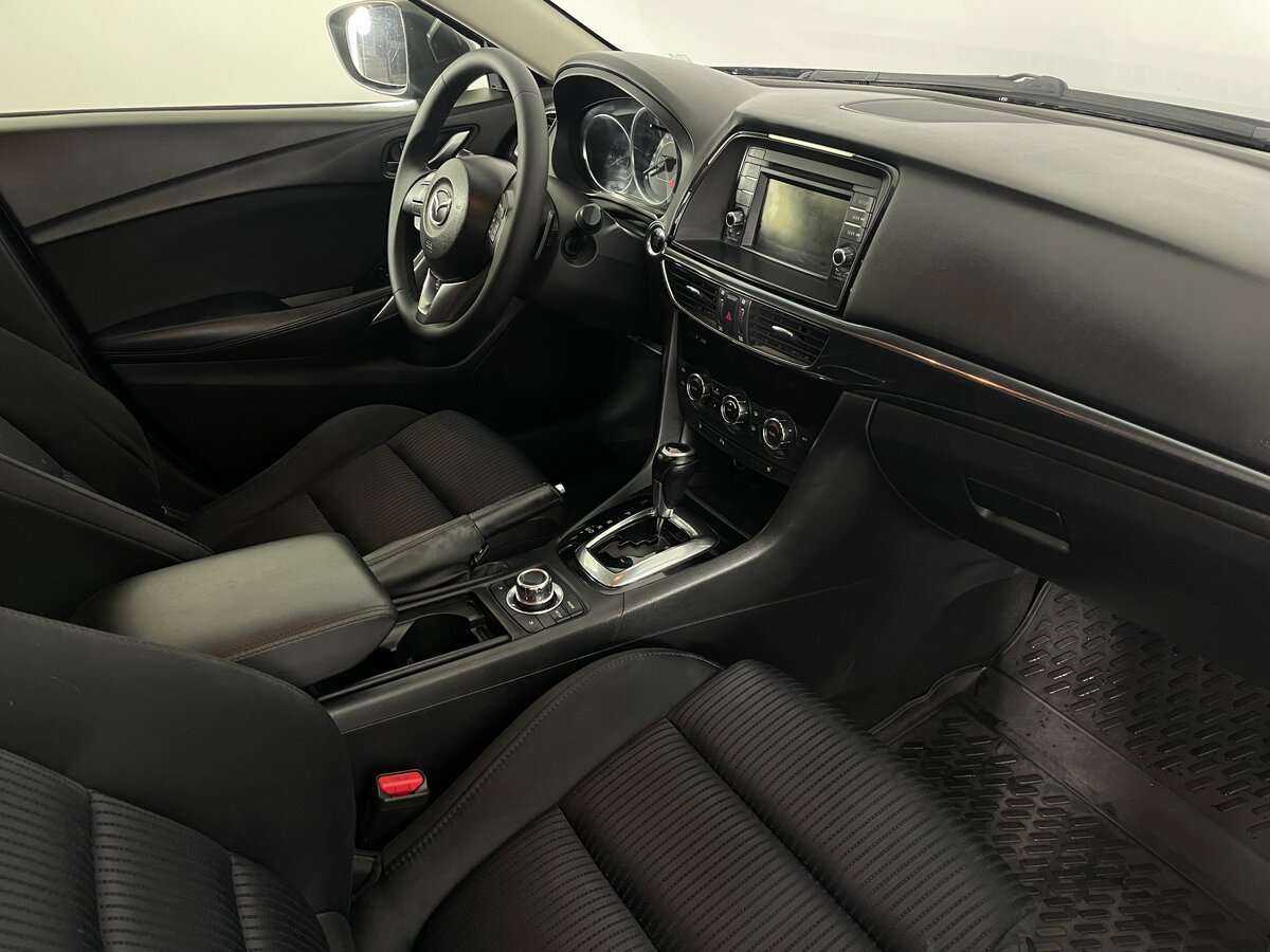 Mazda 6 с пробегом — 2014 год. Фото: #9
