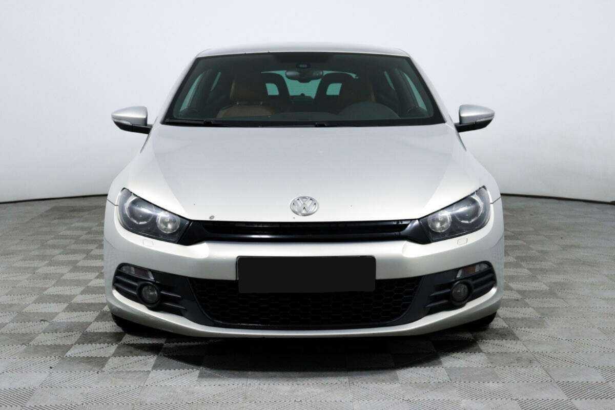 Volkswagen Scirocco с пробегом — 2009 год. Фото: #1