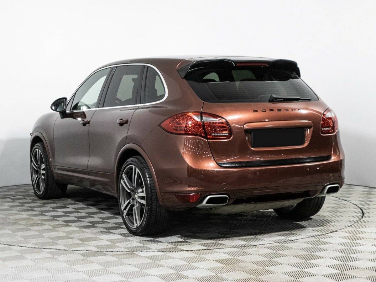 Porsche Cayenne с пробегом — 2011 год. Фото: #5
