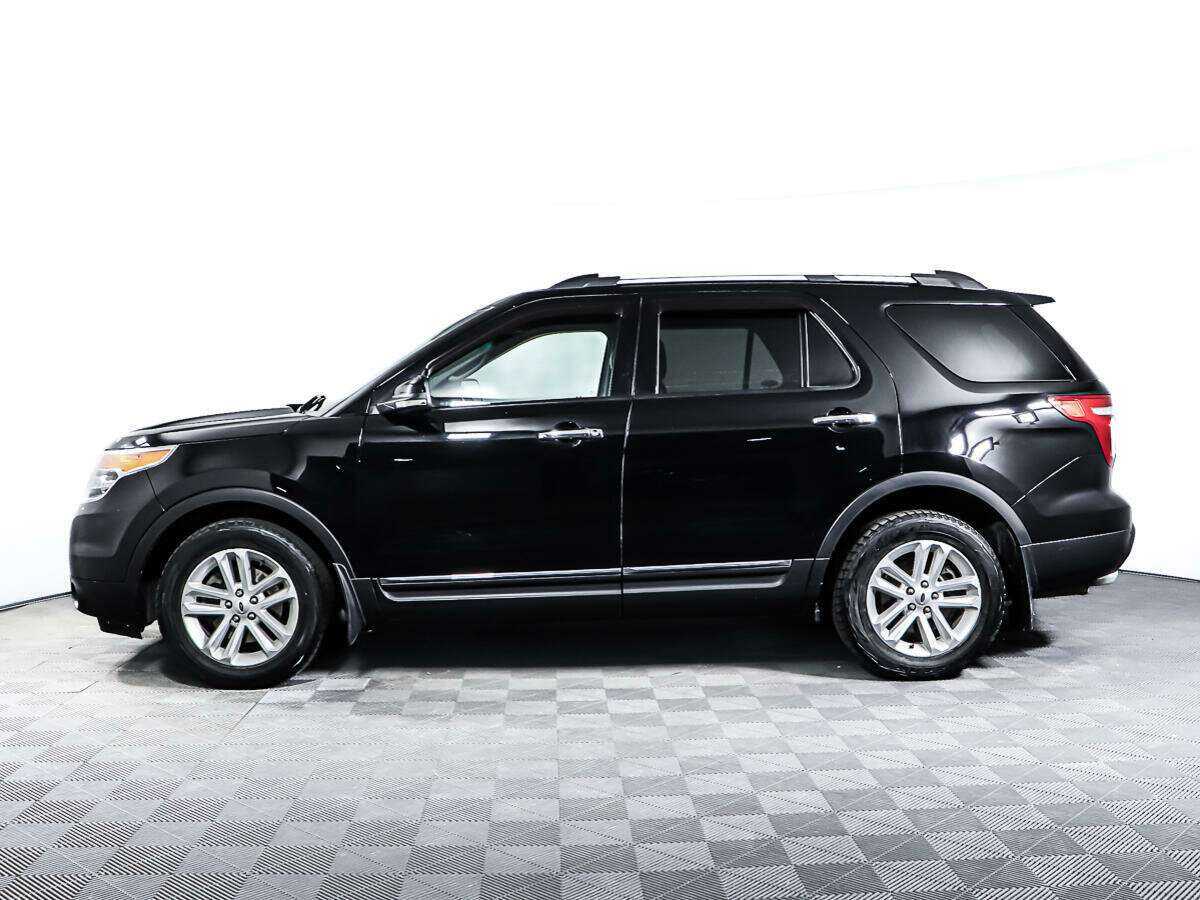 Ford Explorer с пробегом — 2011 год. Фото: #6