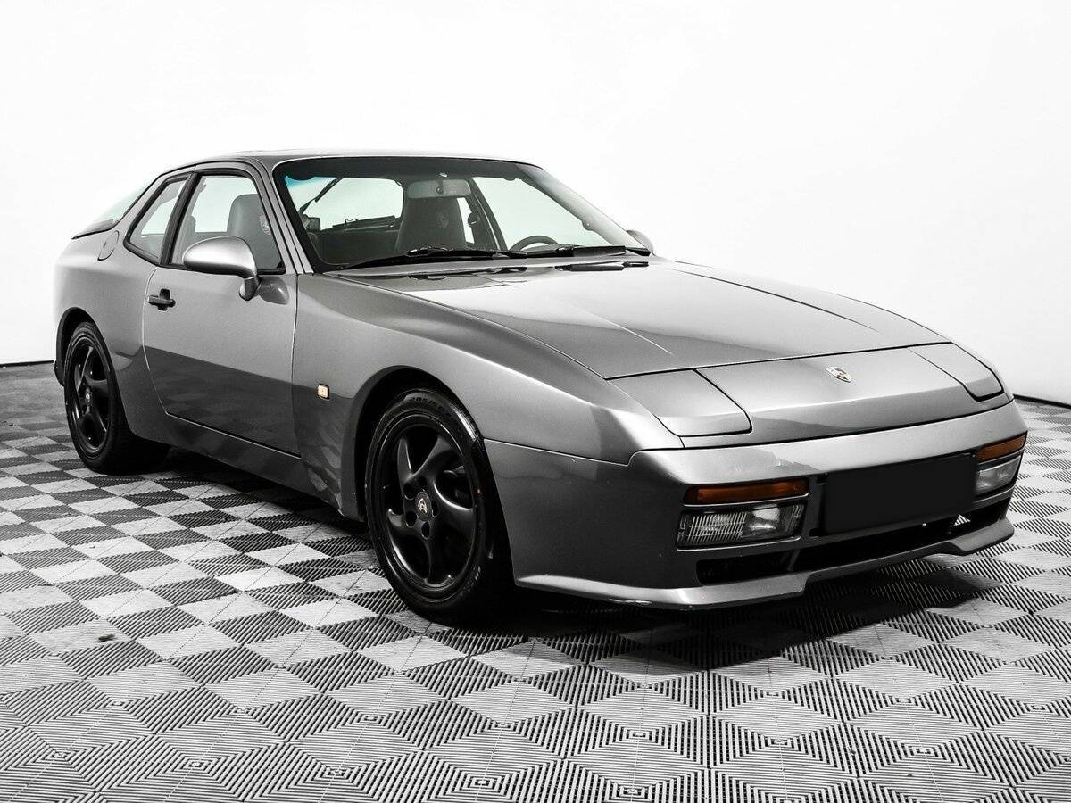 Porsche 944 с пробегом — 1986 год. Фото: #2