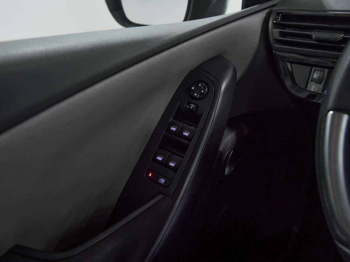 Citroen C4 Picasso с пробегом — 2014 год. Фото: #11
