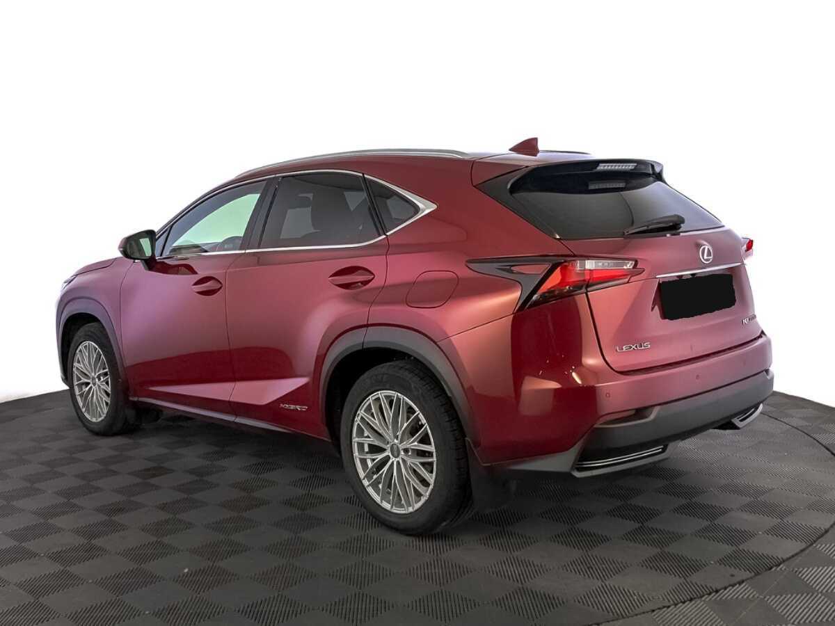 Lexus NX с пробегом — 2015 год. Фото: #6