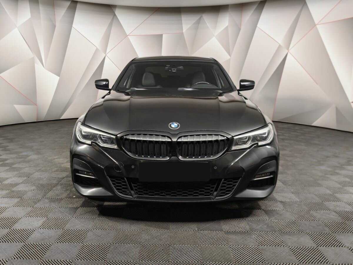 BMW 3 серии с пробегом — 2020 год. Фото: #6