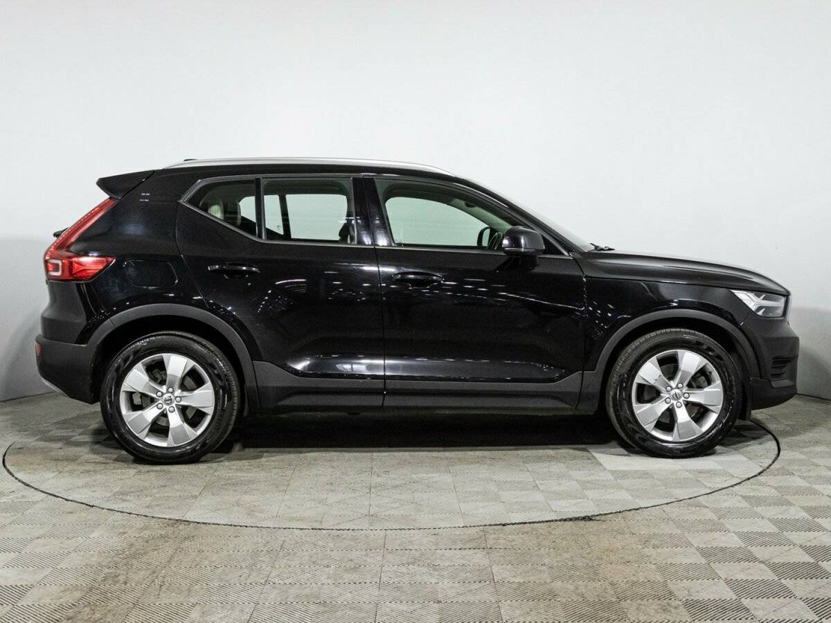 Volvo XC40 с пробегом — 2018 год. Фото: #3