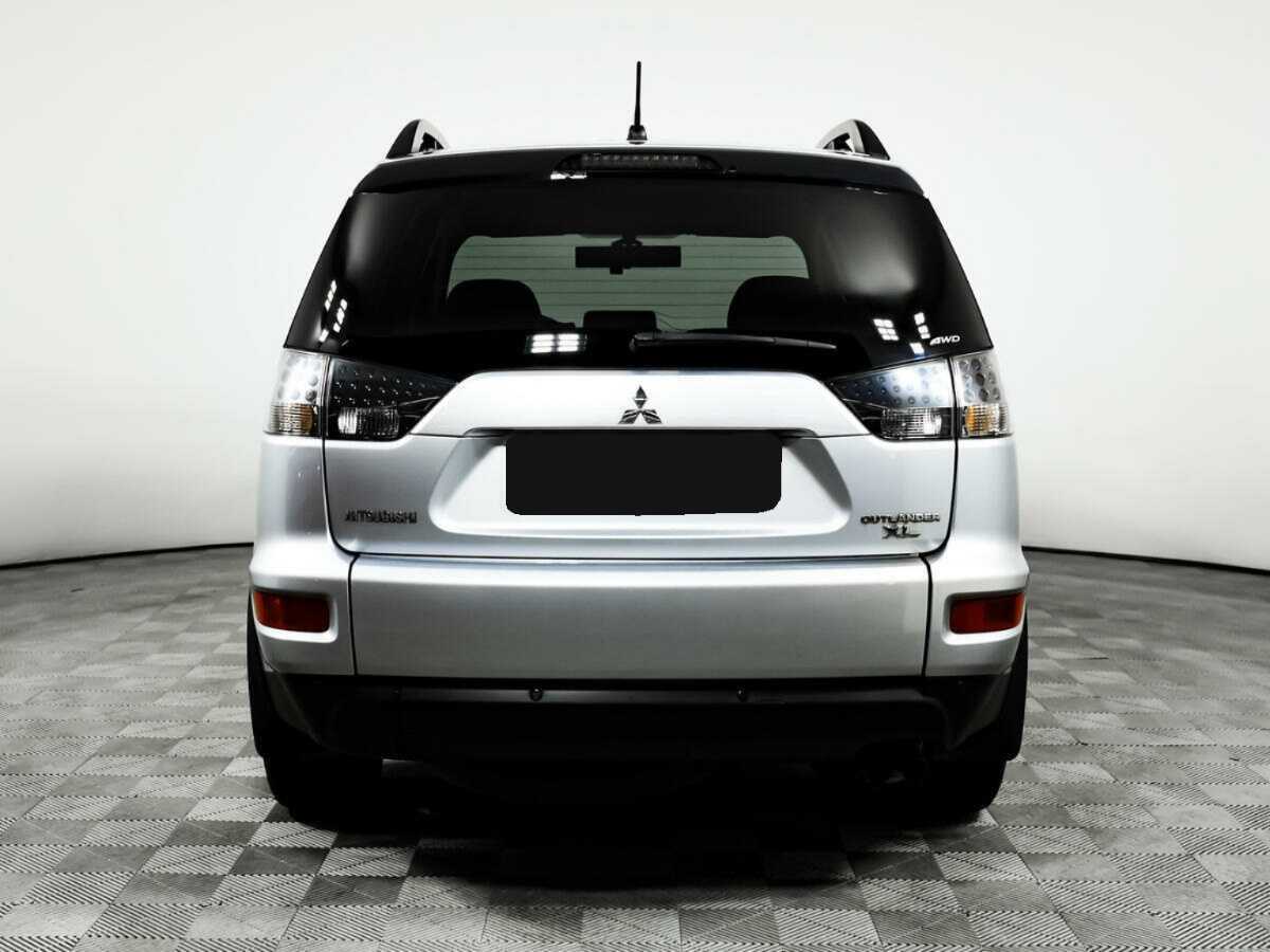 Mitsubishi Outlander с пробегом — 2011 год. Фото: #5
