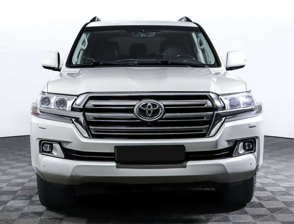 Toyota Land Cruiser с пробегом — 2020 год. Фото: #1