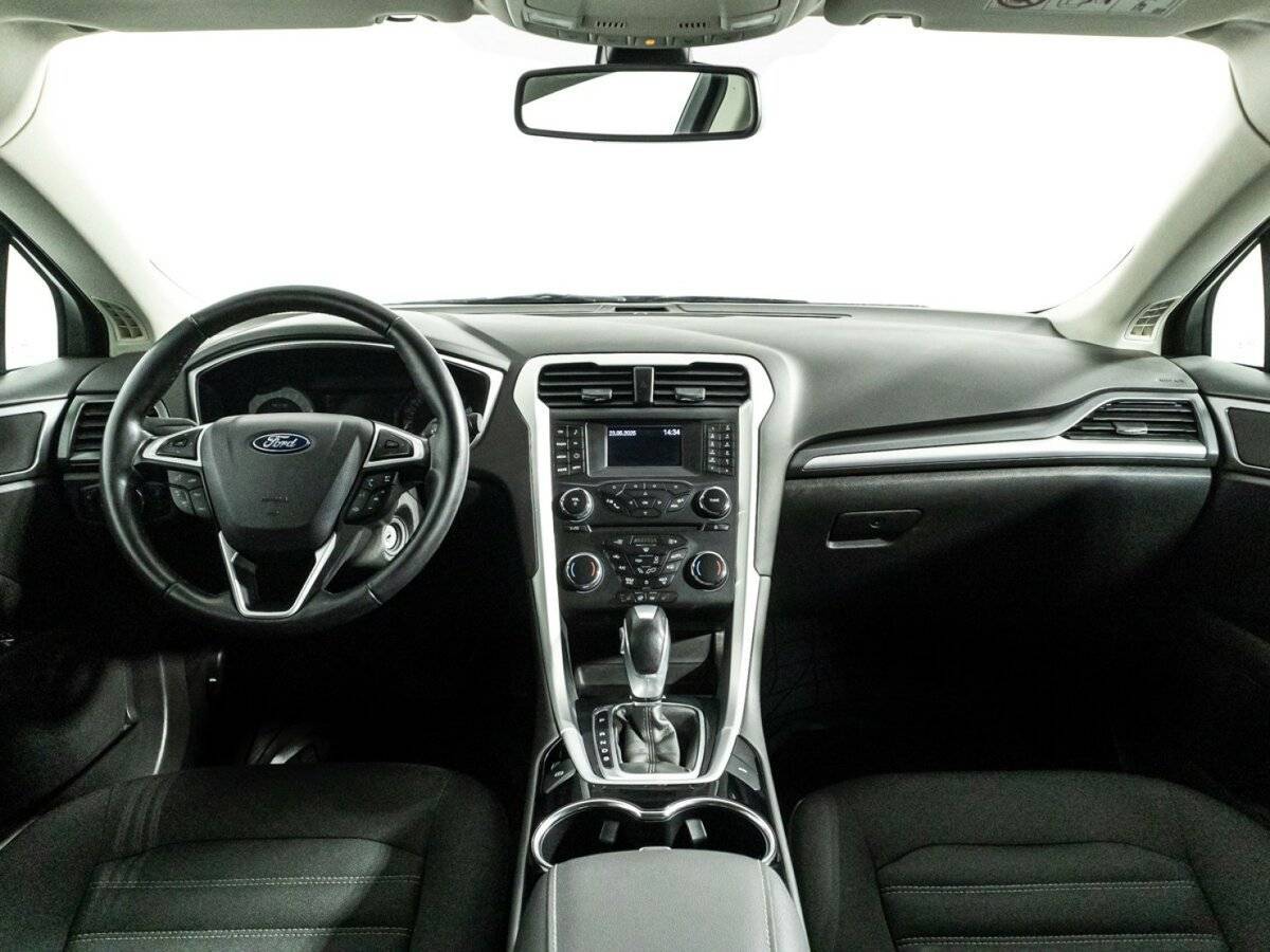 Ford Mondeo с пробегом — 2015 год. Фото: #12