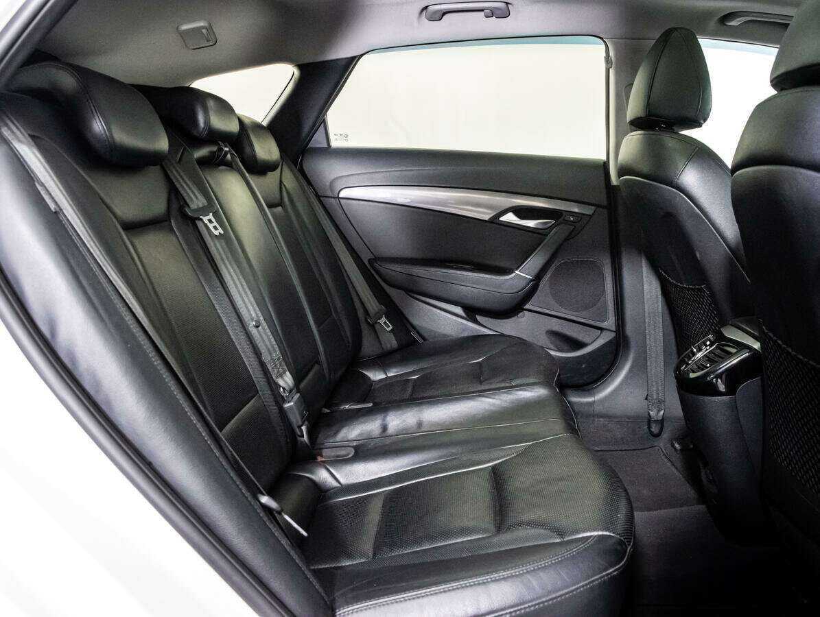 Hyundai i40 с пробегом — 2014 год. Фото: #10