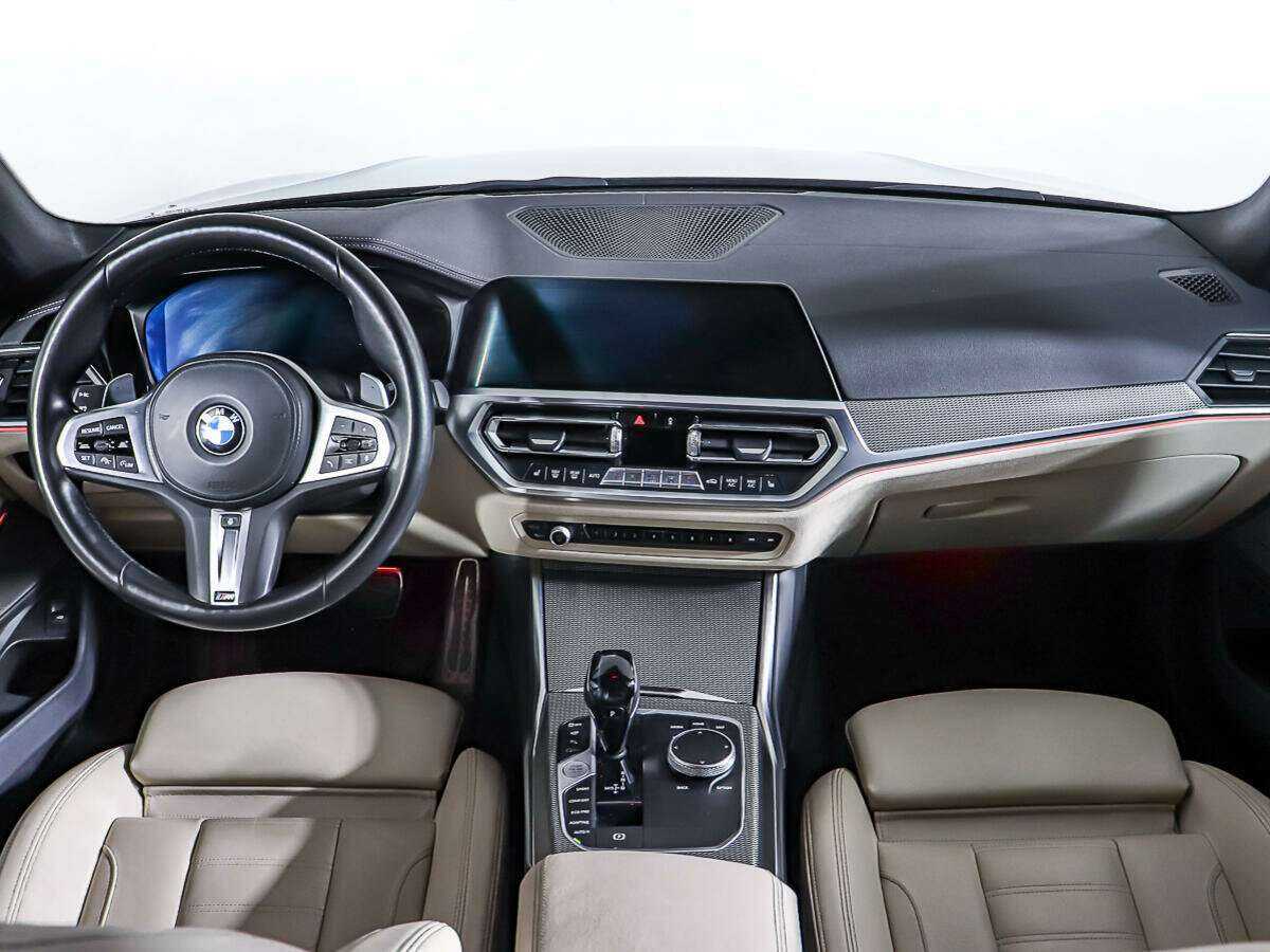 BMW 3 серии с пробегом — 2021 год. Фото: #10