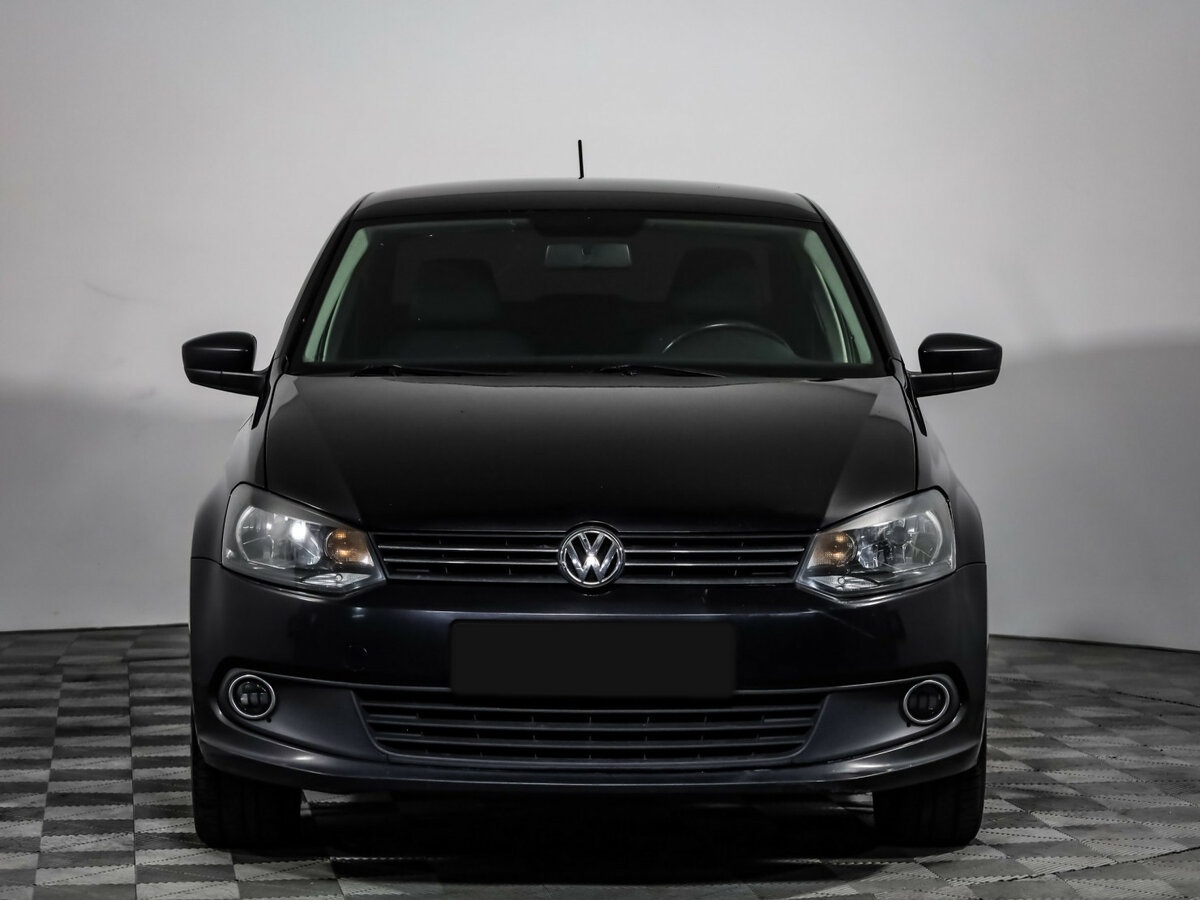 Volkswagen Polo с пробегом — 2013 год. Фото: #1