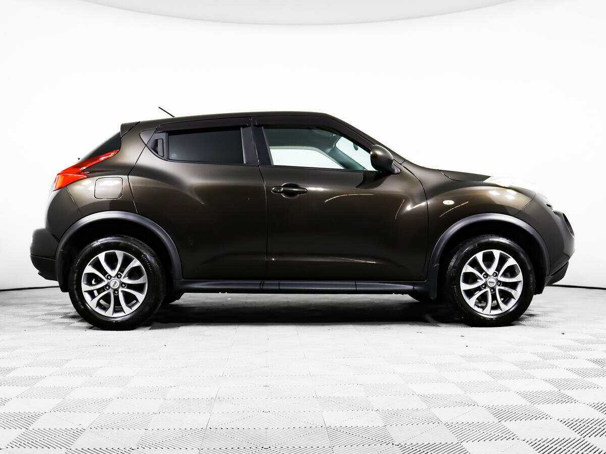 Nissan Juke с пробегом — 2011 год. Фото: #3