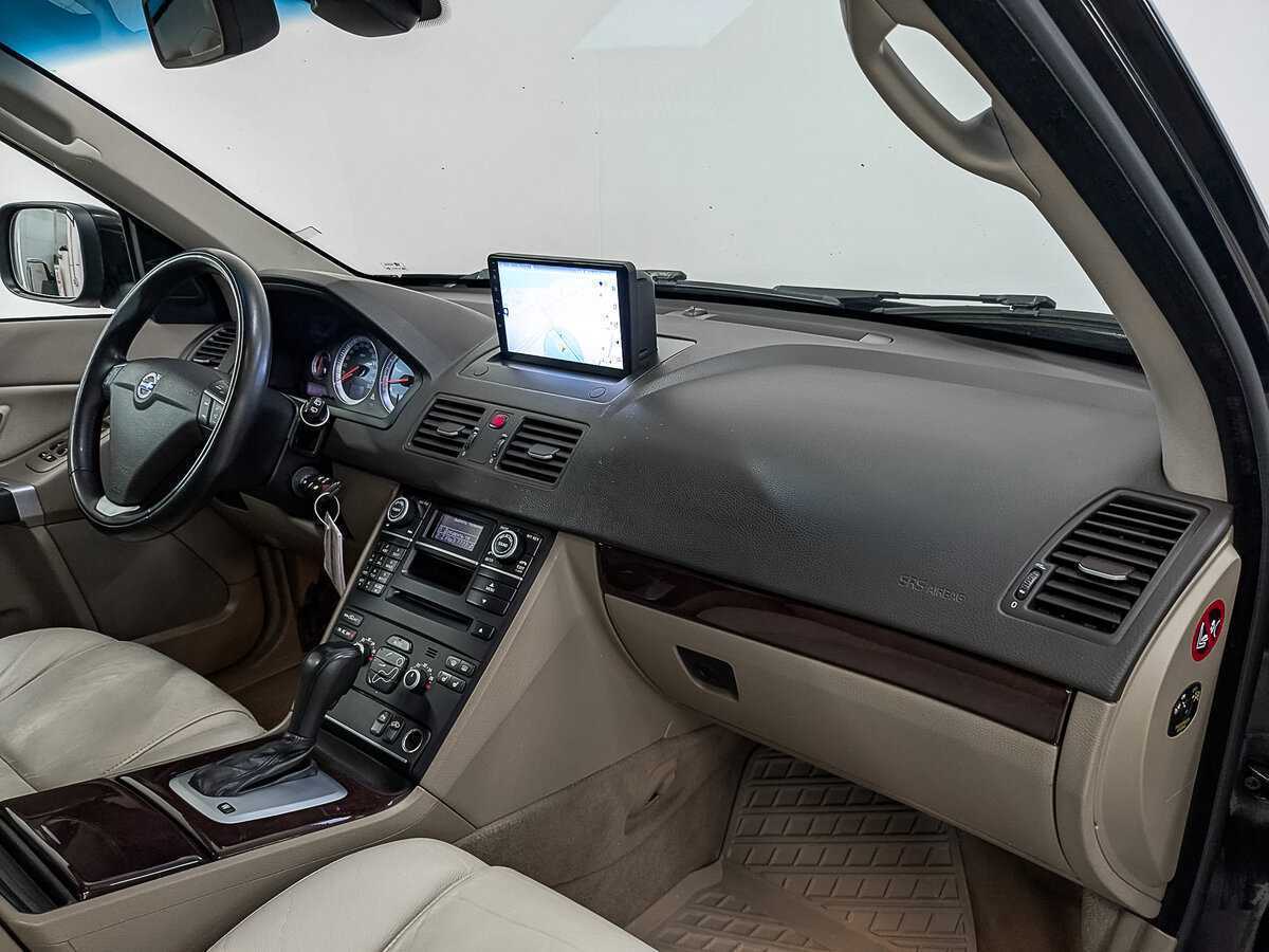 Volvo XC90 с пробегом — 2012 год. Фото: #10