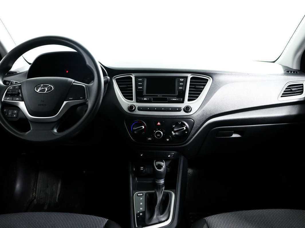 Hyundai Solaris с пробегом — 2021 год. Фото: #10
