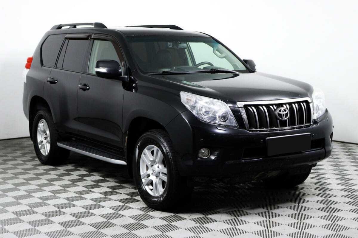 Toyota Land Cruiser Prado с пробегом — 2011 год. Фото: #2