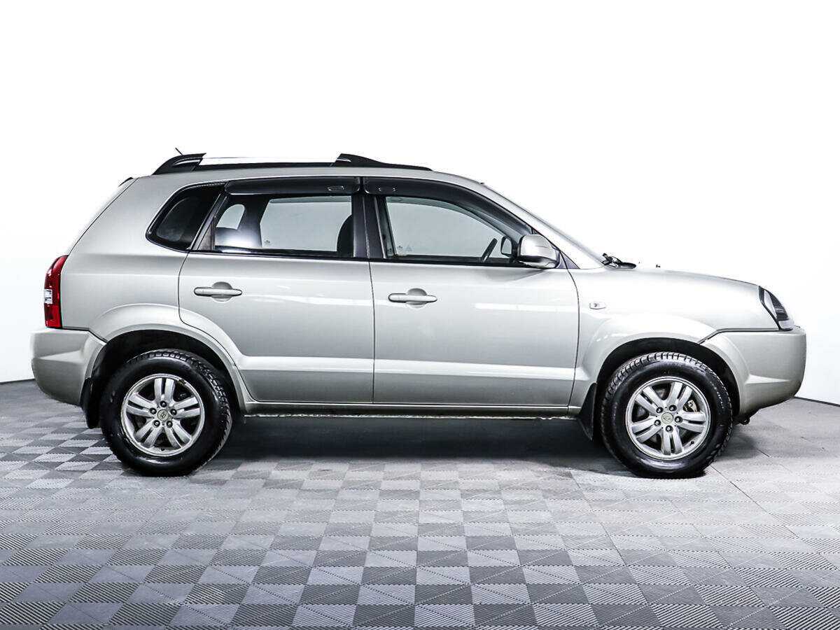 Hyundai Tucson с пробегом — 2008 год. Фото: #3