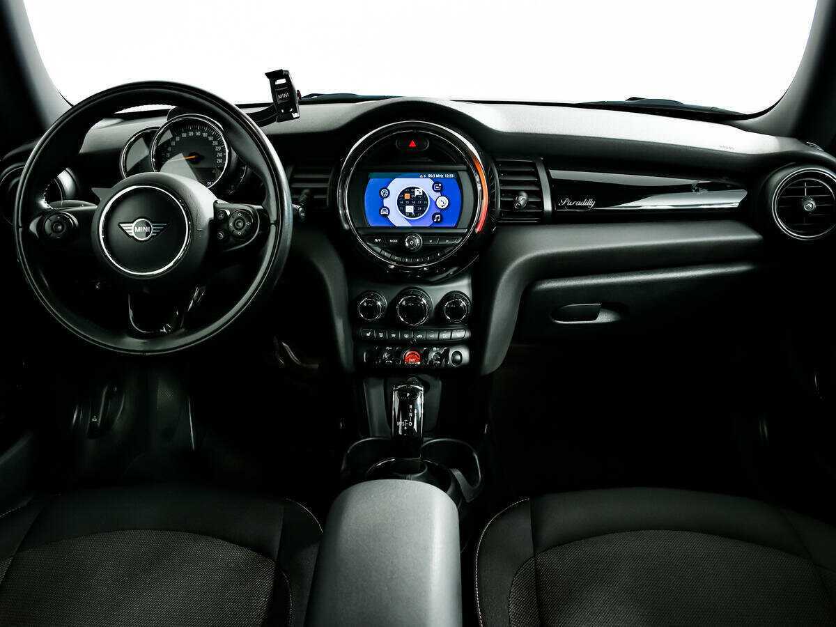 Mini Hatch с пробегом — 2021 год. Фото: #10
