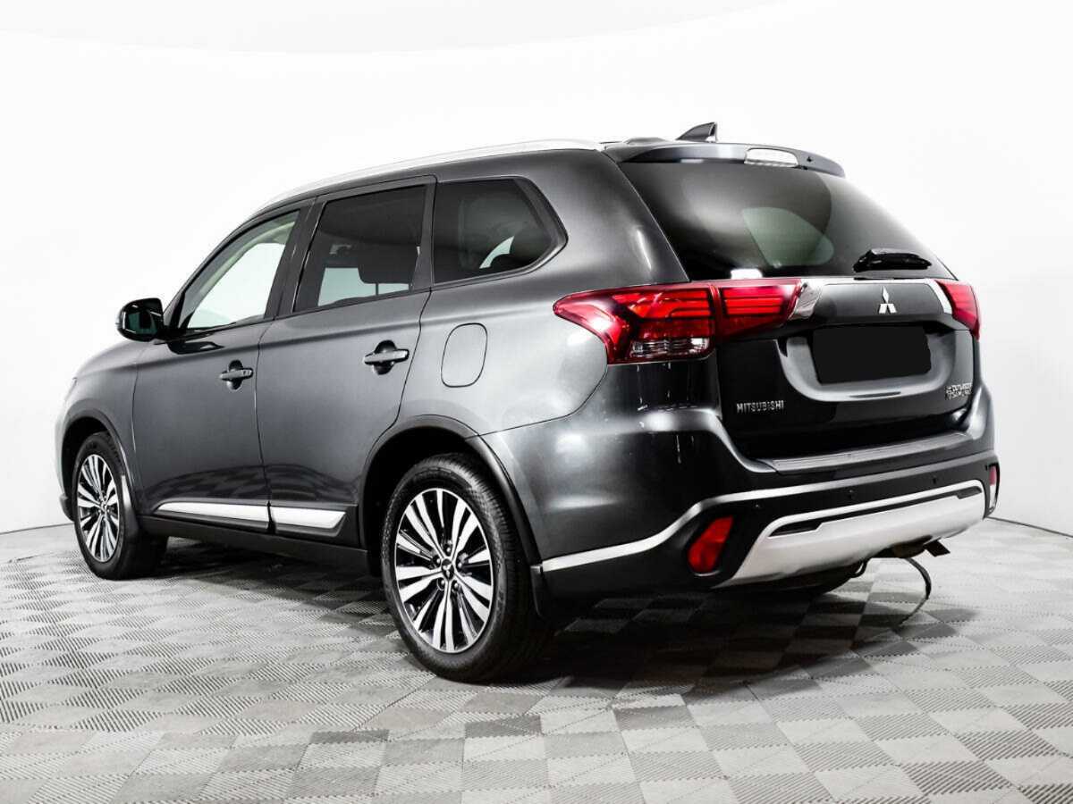Mitsubishi Outlander с пробегом — 2020 год. Фото: #6