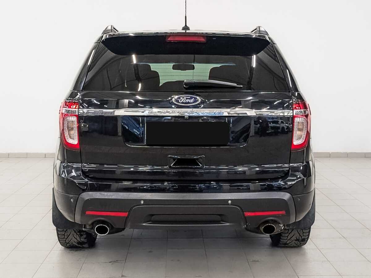 Ford Explorer с пробегом — 2014 год. Фото: #5