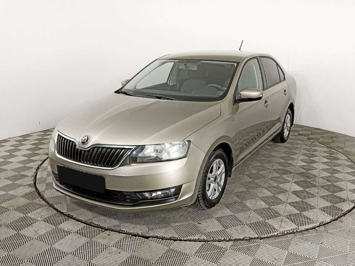 Skoda Rapid с пробегом — 2019 год. Посмотреть фото