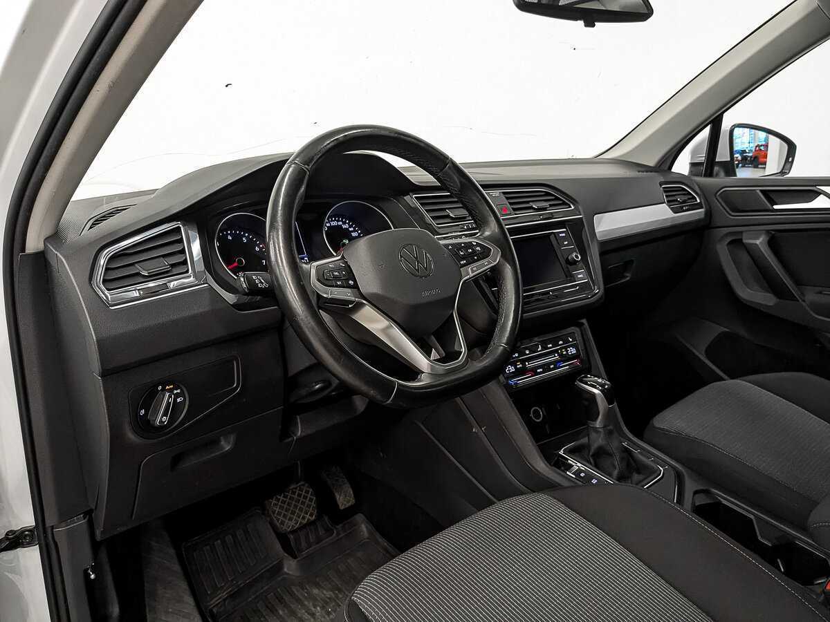 Volkswagen Tiguan с пробегом — 2021 год. Фото: #14
