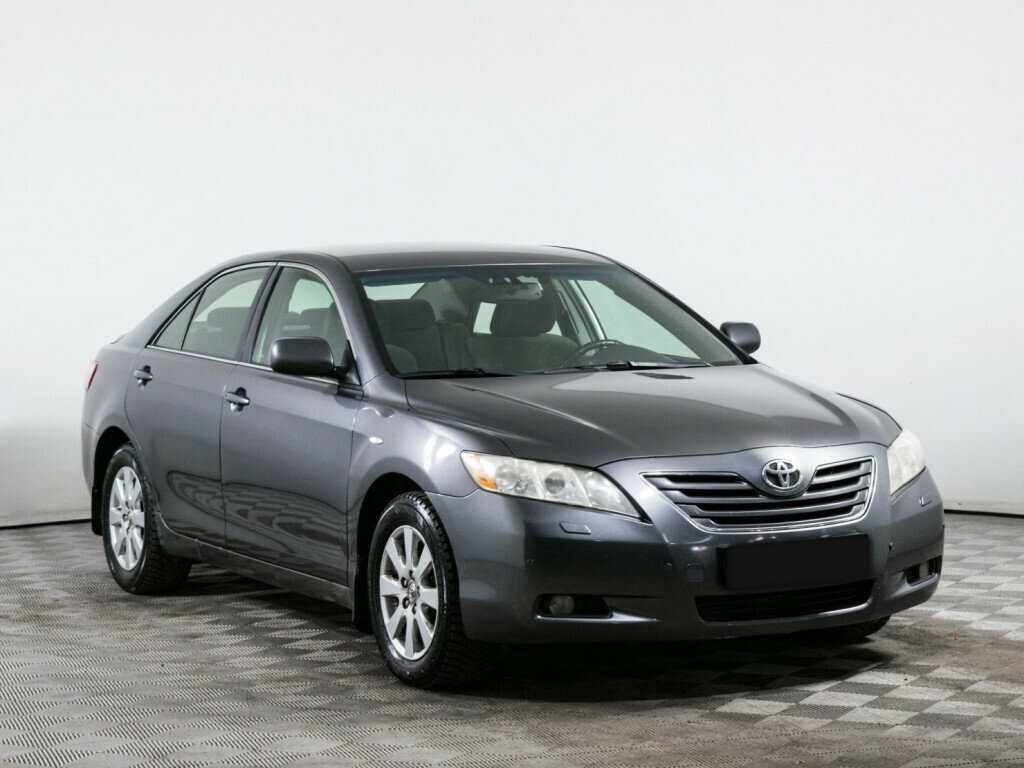 Toyota Camry с пробегом — 2006 год. Фото: #2