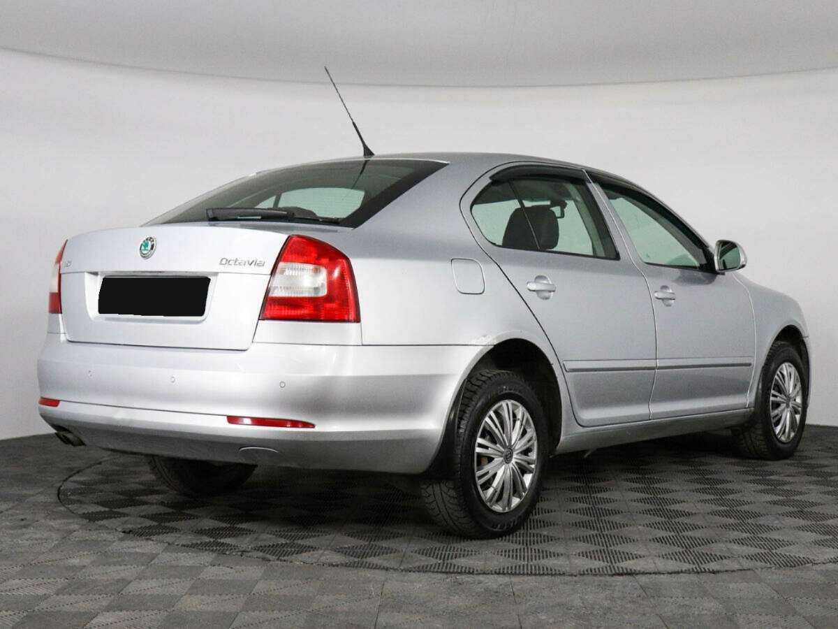 Skoda Octavia с пробегом — 2011 год. Фото: #4