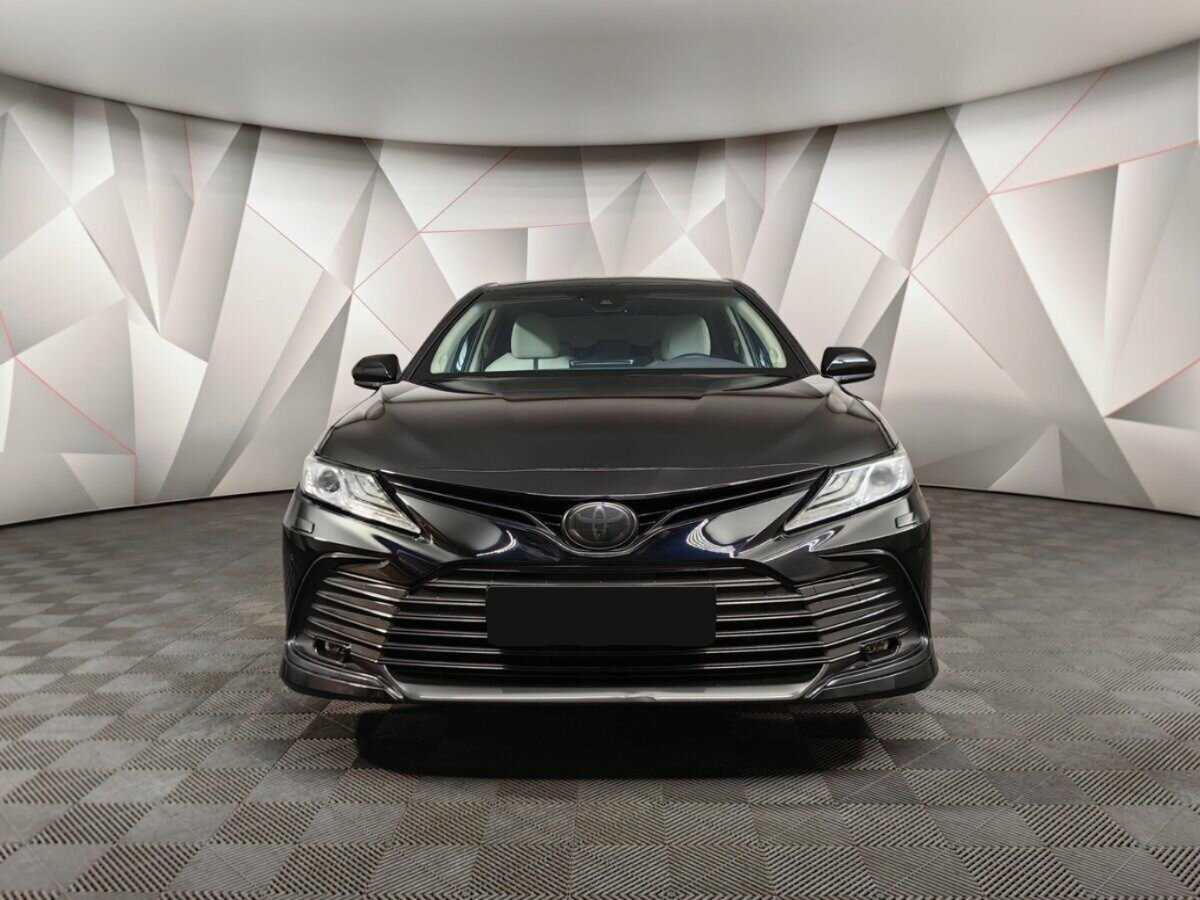 Toyota Camry с пробегом — 2022 год. Фото: #6