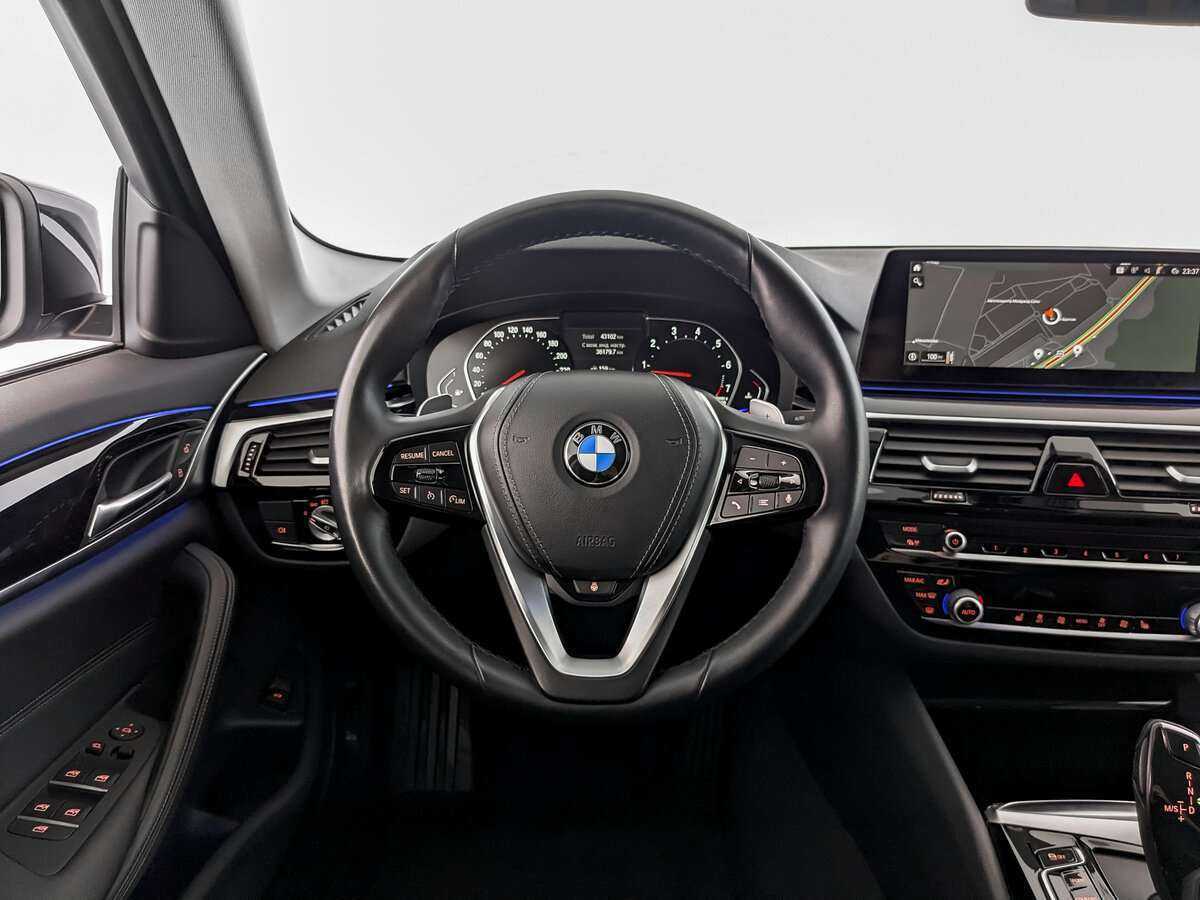 BMW 5 серии с пробегом — 2021 год. Фото: #16