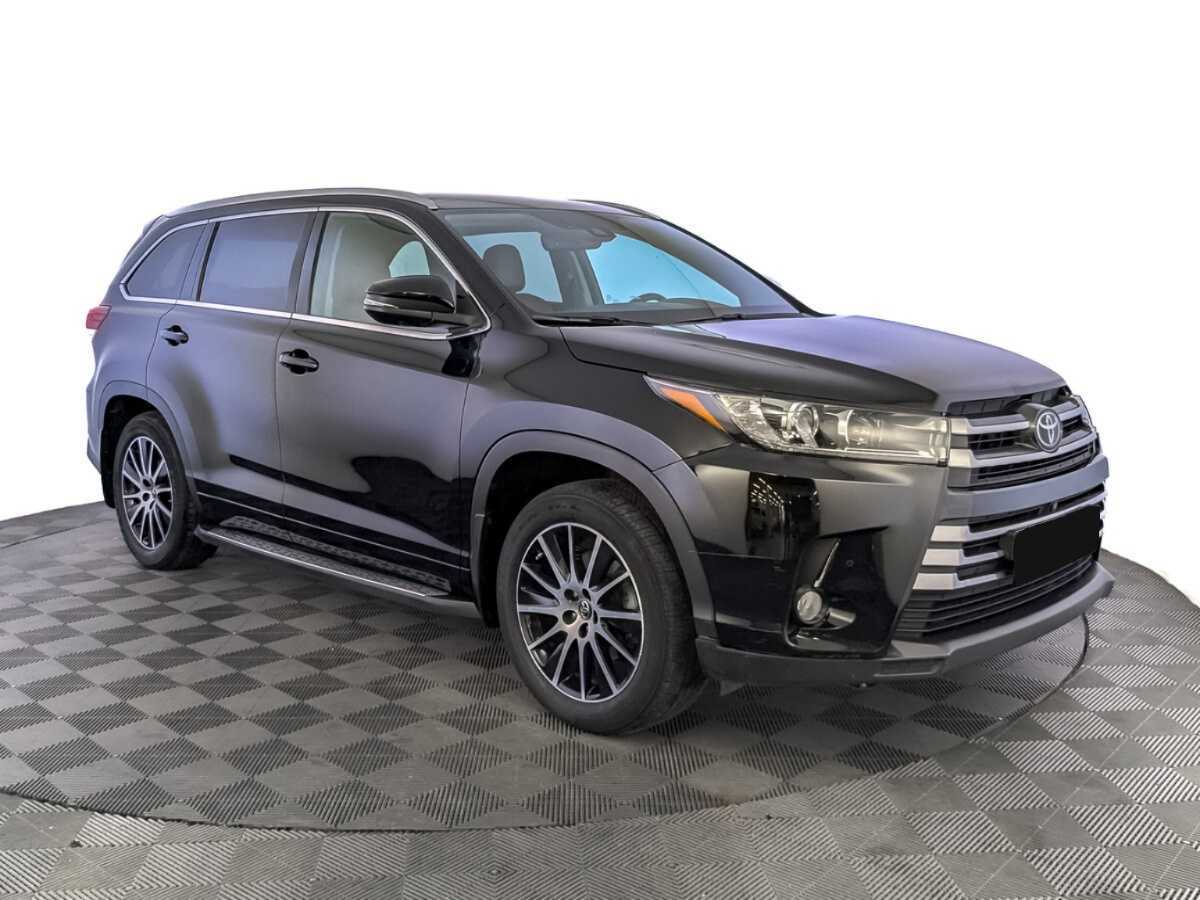 Toyota Highlander с пробегом — 2017 год. Фото: #2