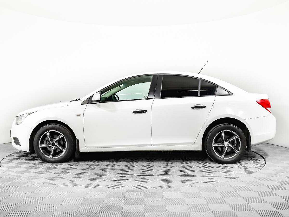 Chevrolet Cruze с пробегом — 2010 год. Фото: #7