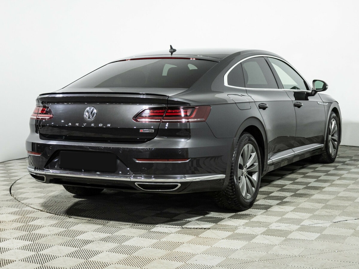 Volkswagen Arteon с пробегом — 2018 год. Фото: #4