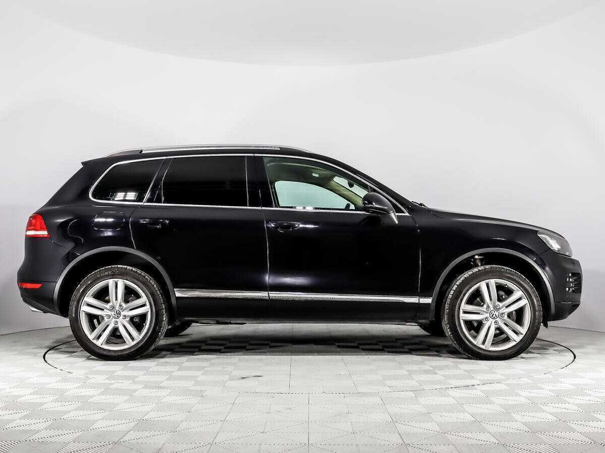 Volkswagen Touareg с пробегом — 2010 год. Фото: #3