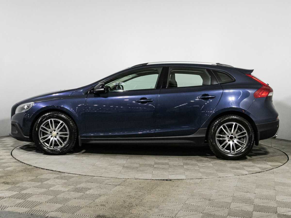 Volvo V40 Cross Country с пробегом — 2014 год. Фото: #7