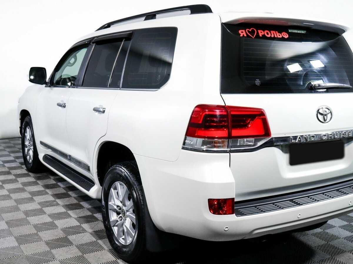 Toyota Land Cruiser с пробегом — 2016 год. Фото: #19