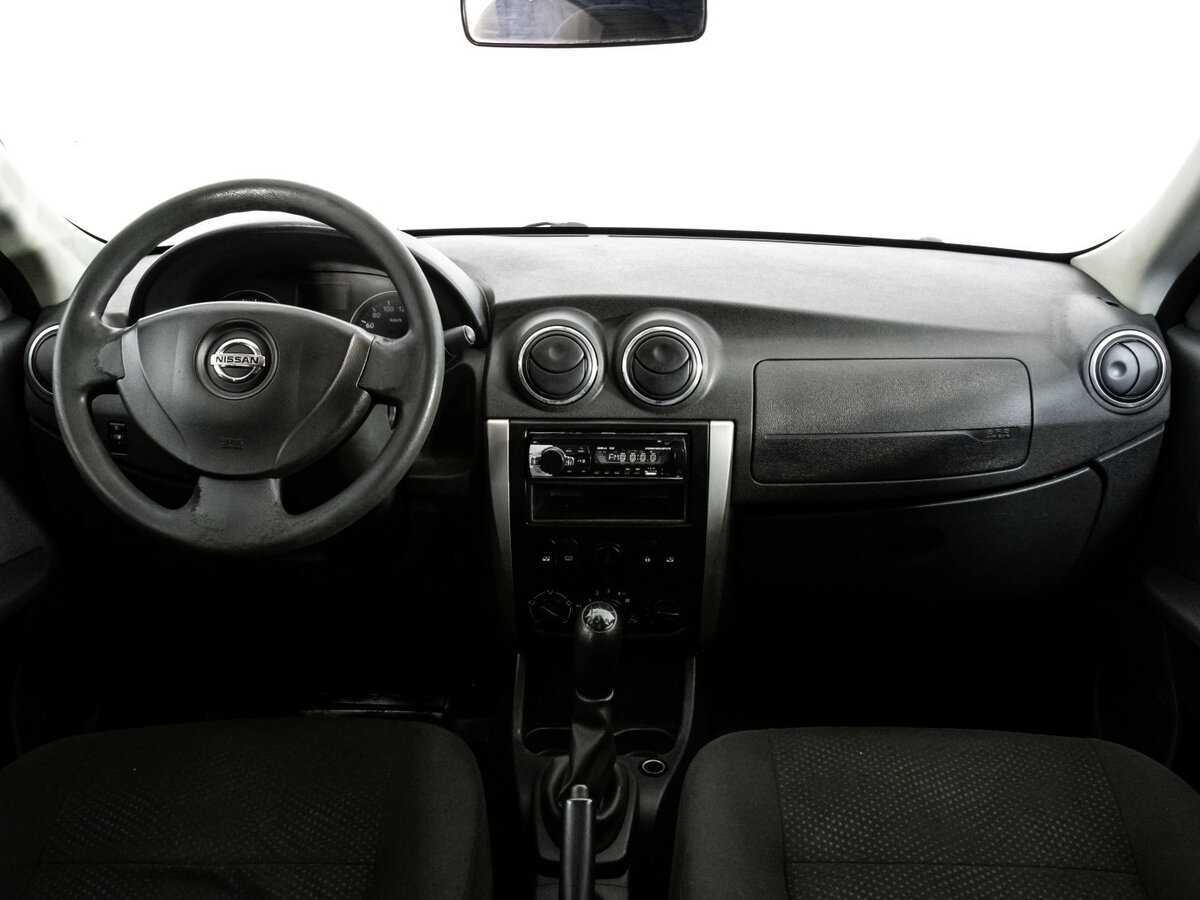 Nissan Almera с пробегом — 2013 год. Фото: #7