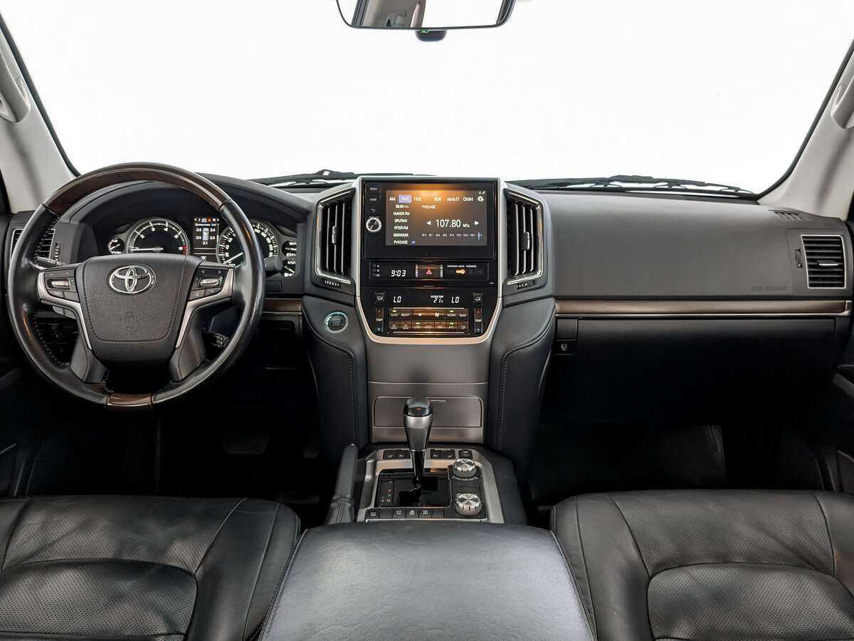 Toyota Land Cruiser с пробегом — 2019 год. Фото: #11
