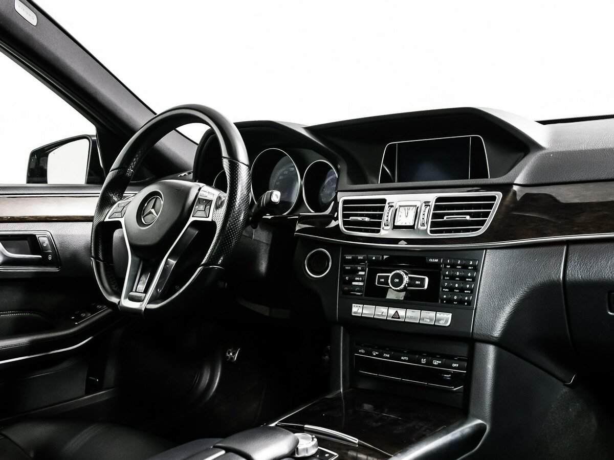 Mercedes-Benz E-Класс с пробегом — 2014 год. Фото: #8