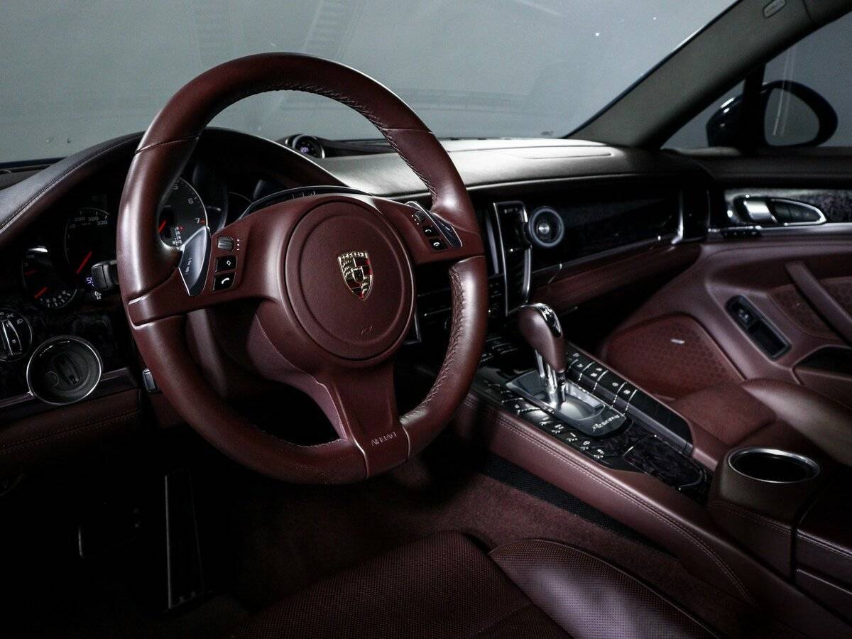 Porsche Panamera с пробегом — 2013 год. Фото: #13